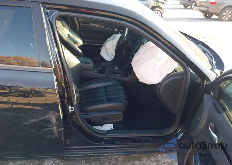 2019 Chrysler 300 300S from USA, damaged, VIN 2C3CCABG2KH689241